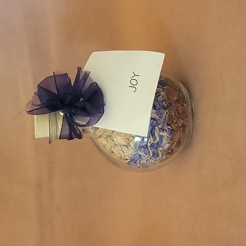 Bottle potpourri